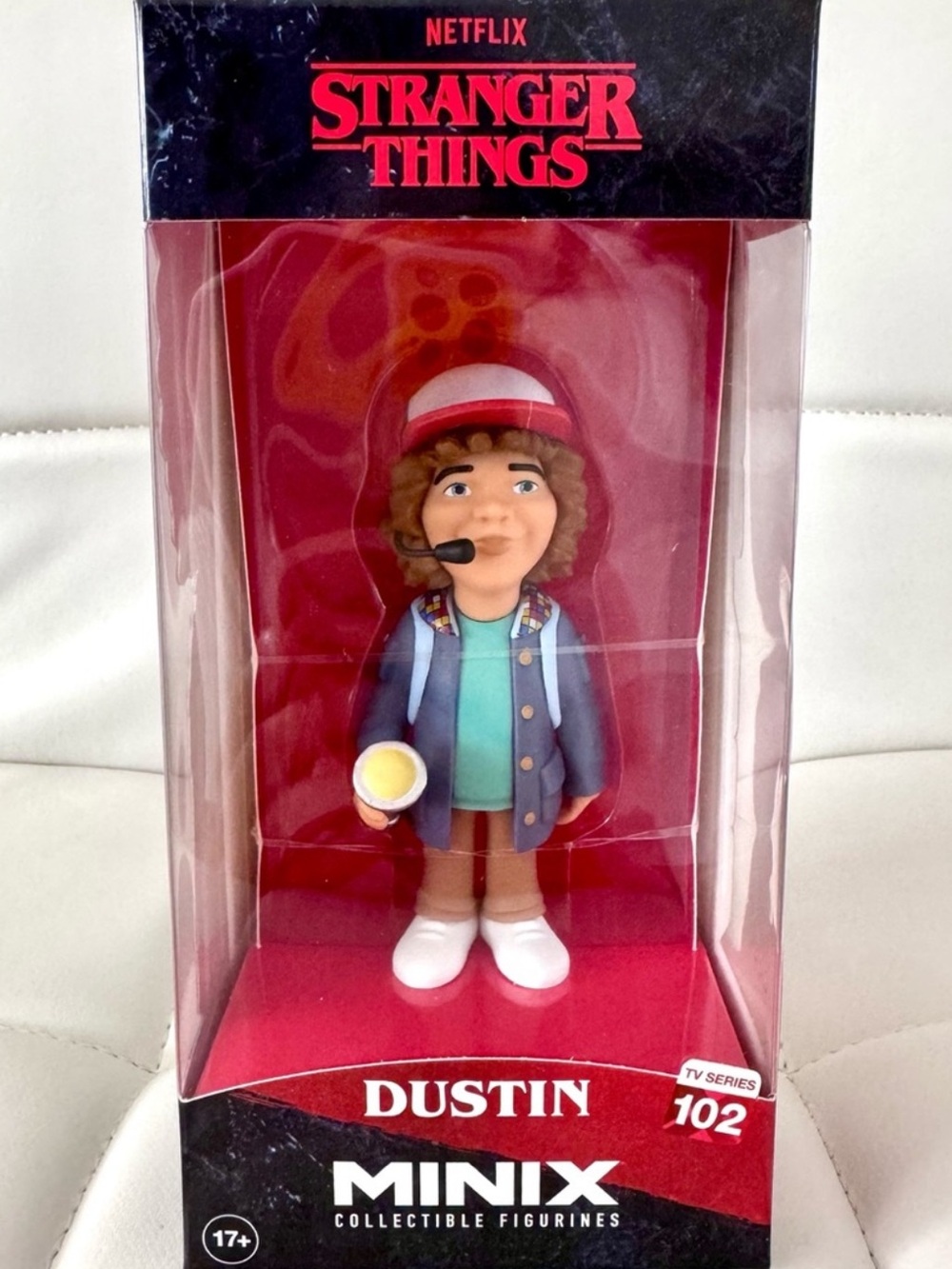 Netflix Stranger Things Dustin Minix Figure - Red/Teal/Blue